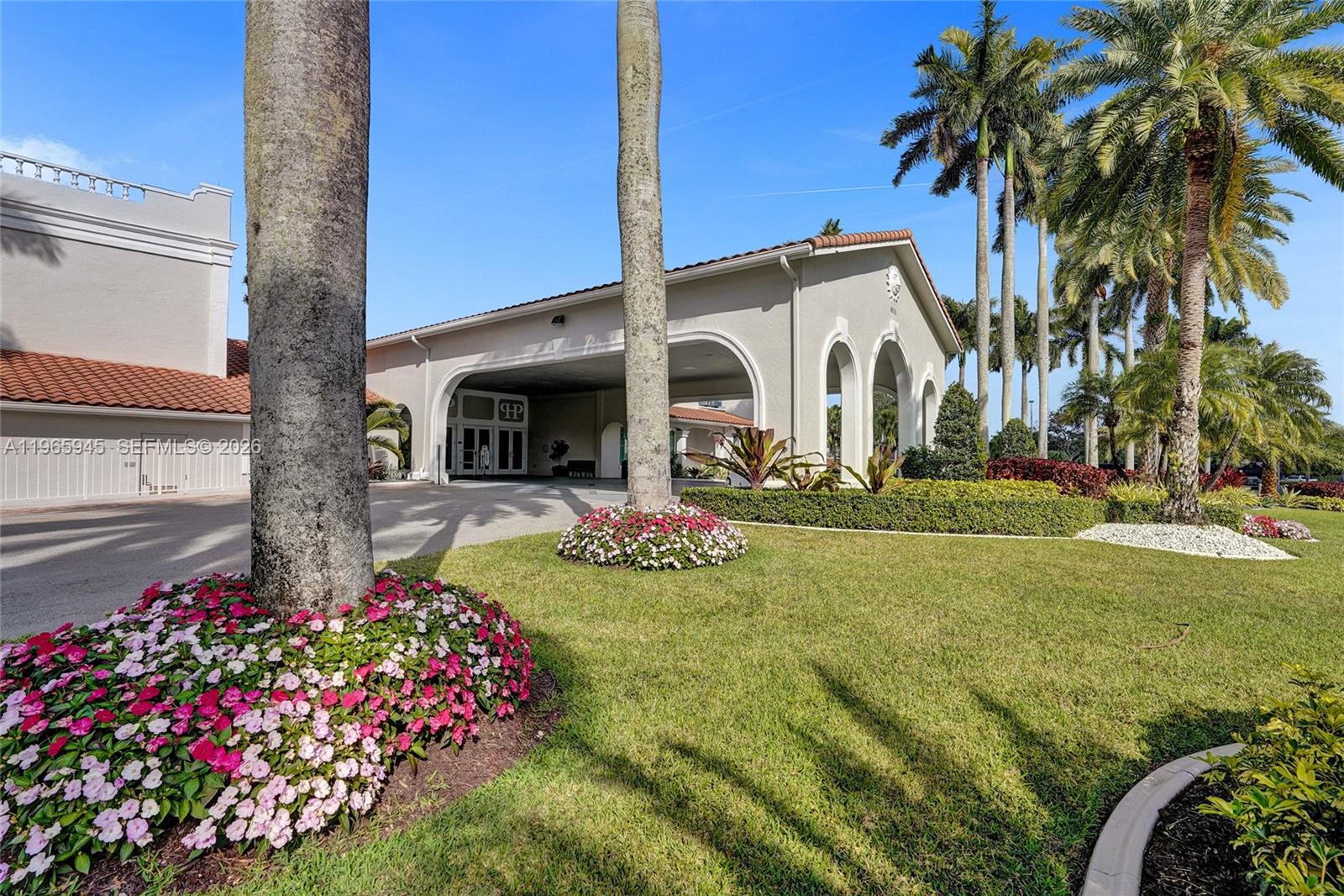 6128 Kings Gate Cir #B Delray Beach, FL 33484