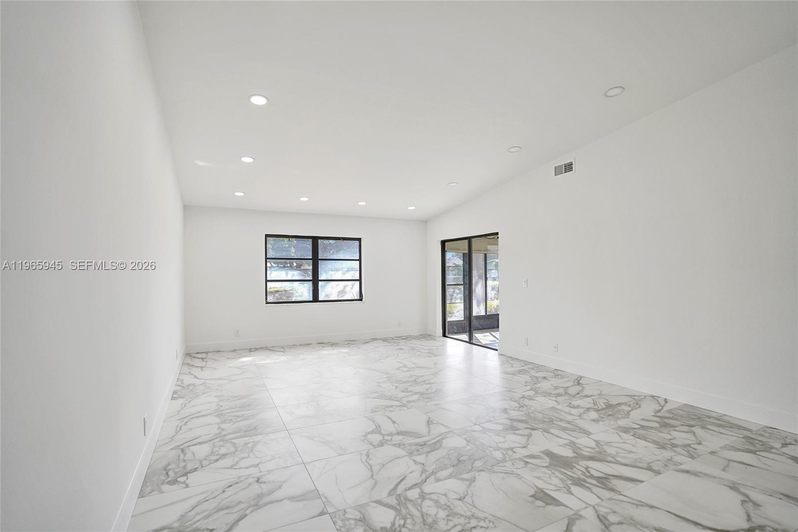 6128 Kings Gate Cir #B Delray Beach, FL 33484