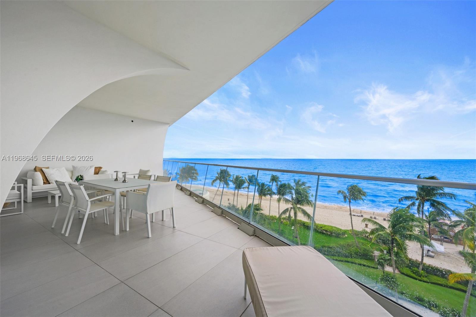 image Jade Signature20