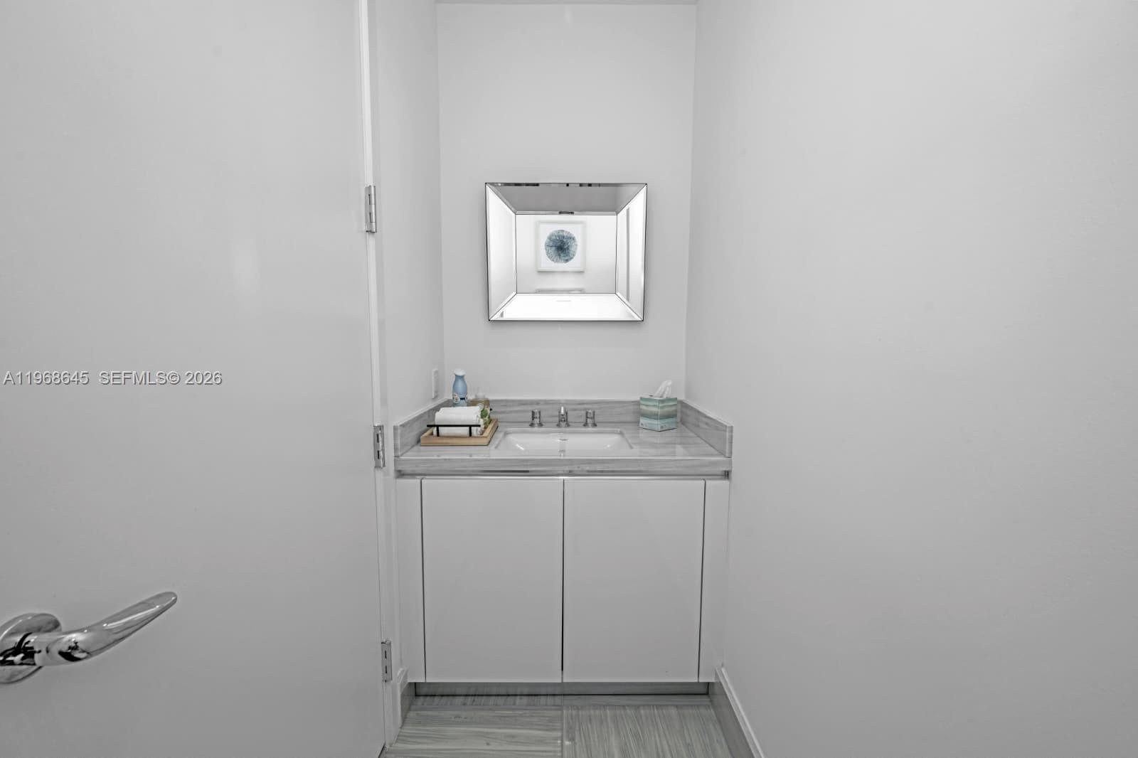 image Jade Signature22