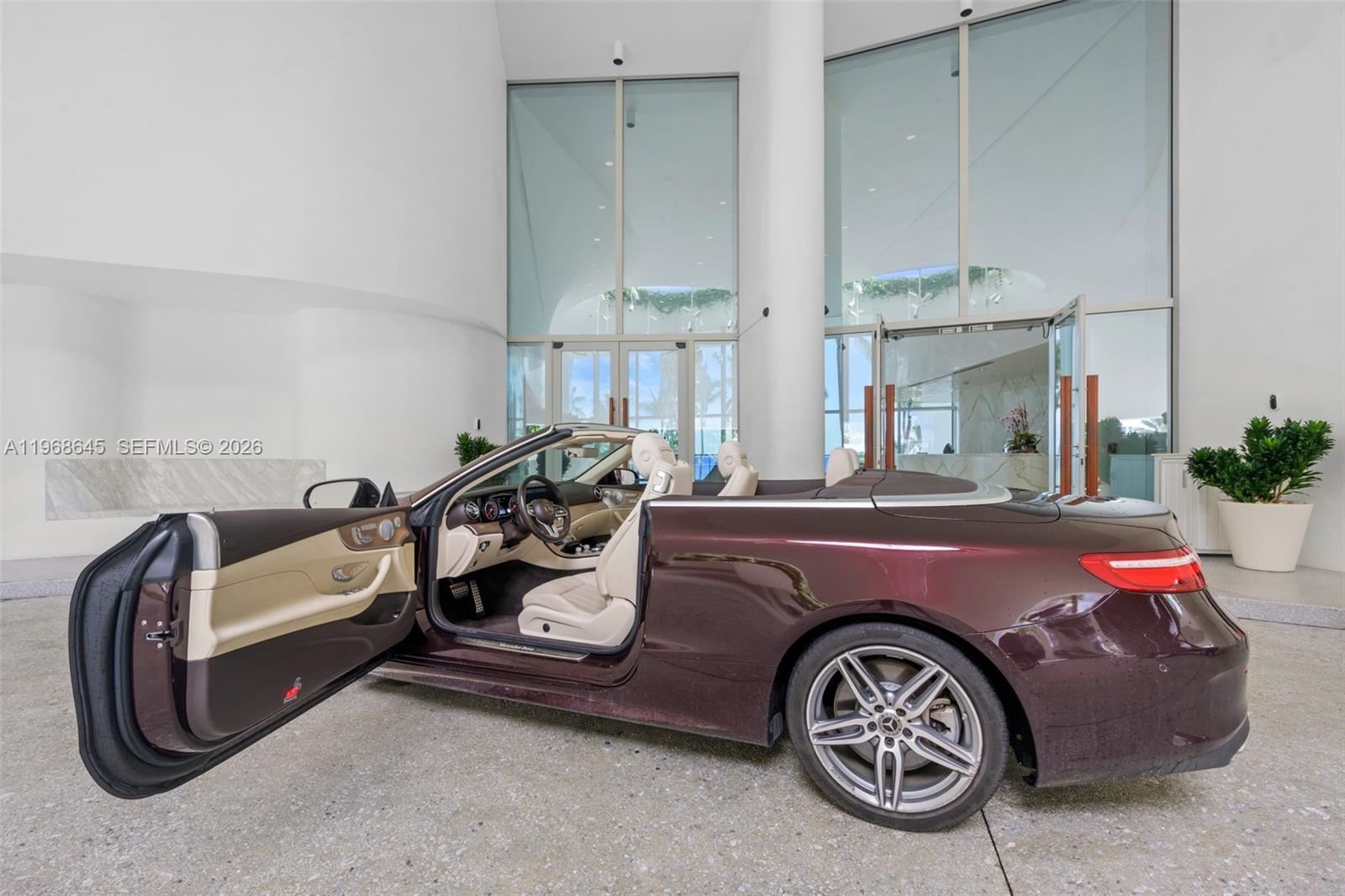 image Jade Signature29