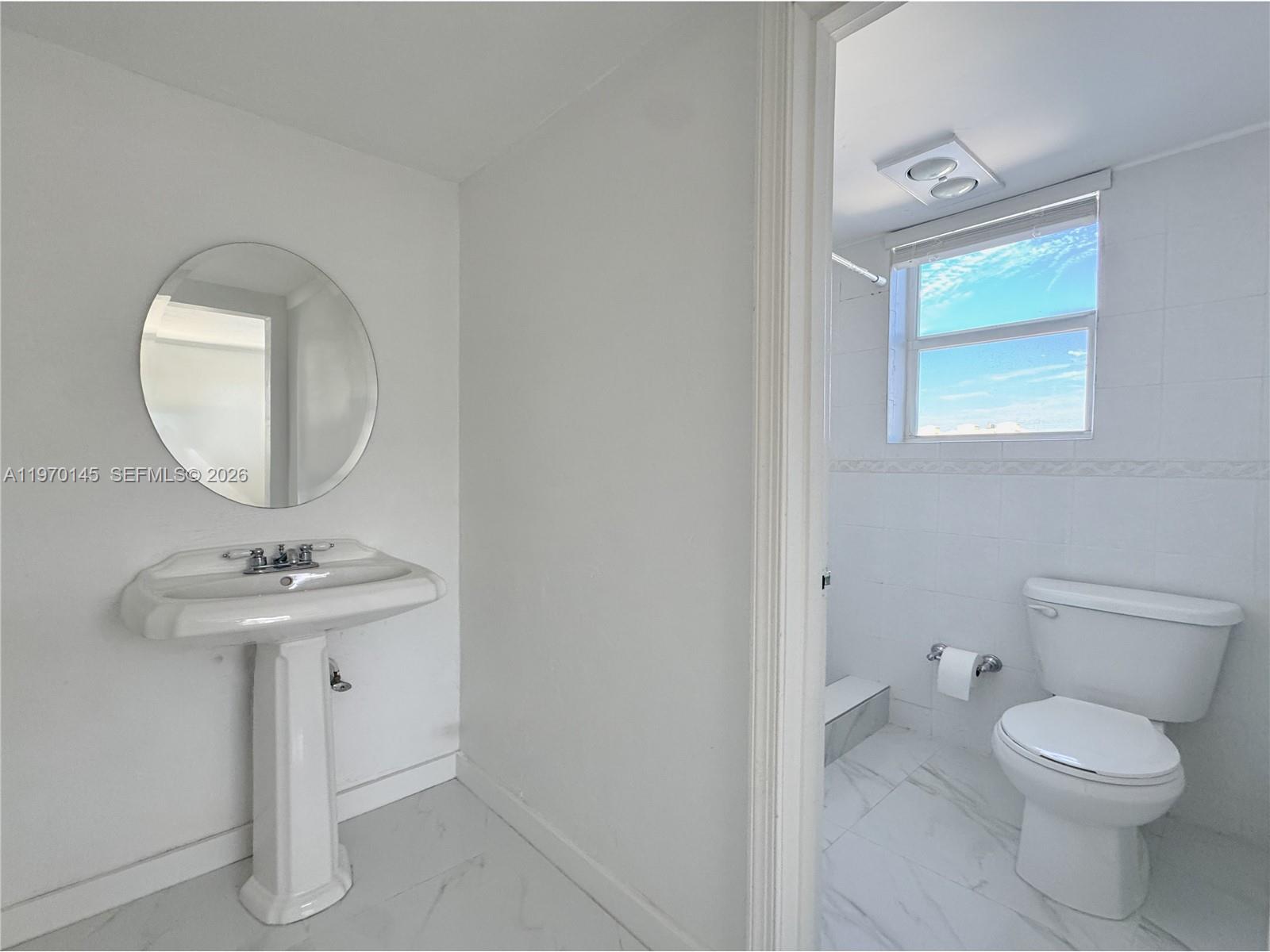 555 Crandon Blvd #82 Key Biscayne, FL 33149