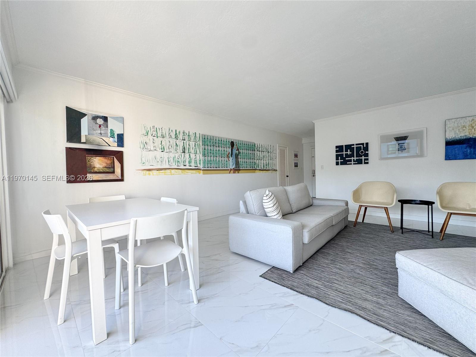 555 Crandon Blvd #82 Key Biscayne, FL 33149