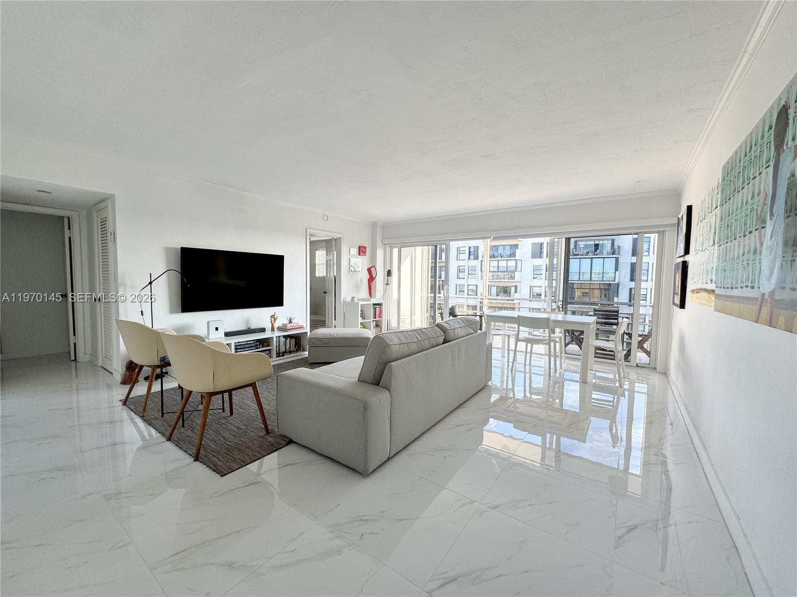 555 Crandon Blvd #82 Key Biscayne, FL 33149