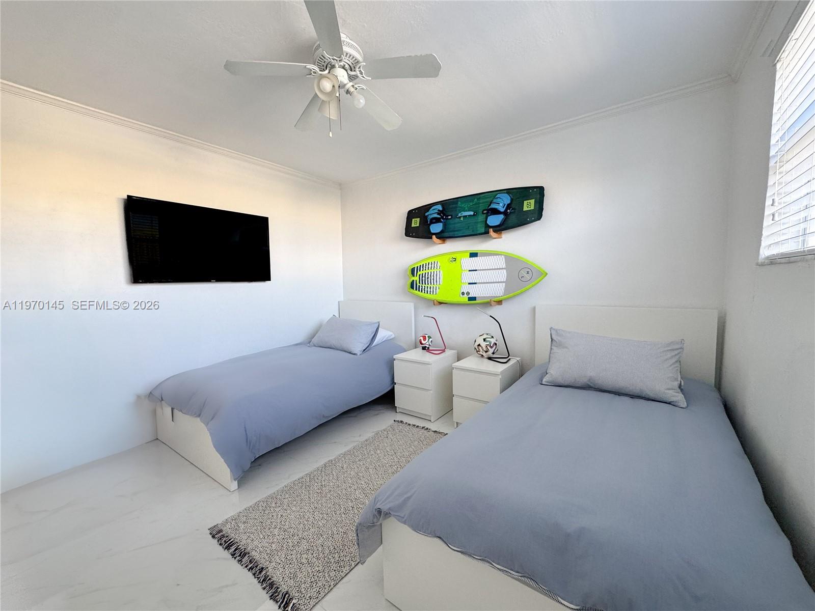 555 Crandon Blvd #82 Key Biscayne, FL 33149