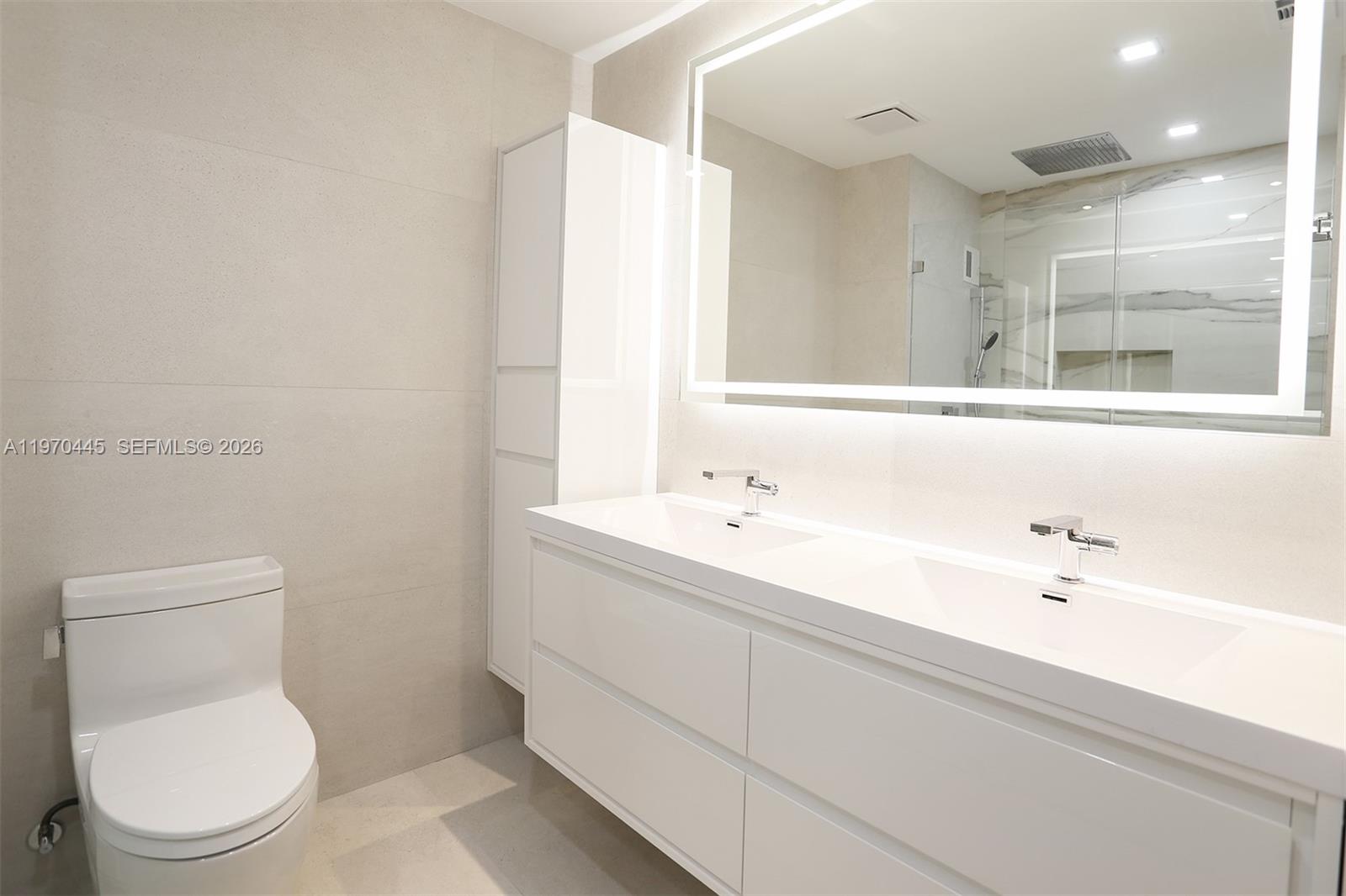 11 Island Ave #PH8 Miami Beach, FL 33139