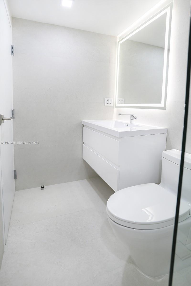 11 Island Ave #PH8 Miami Beach, FL 33139