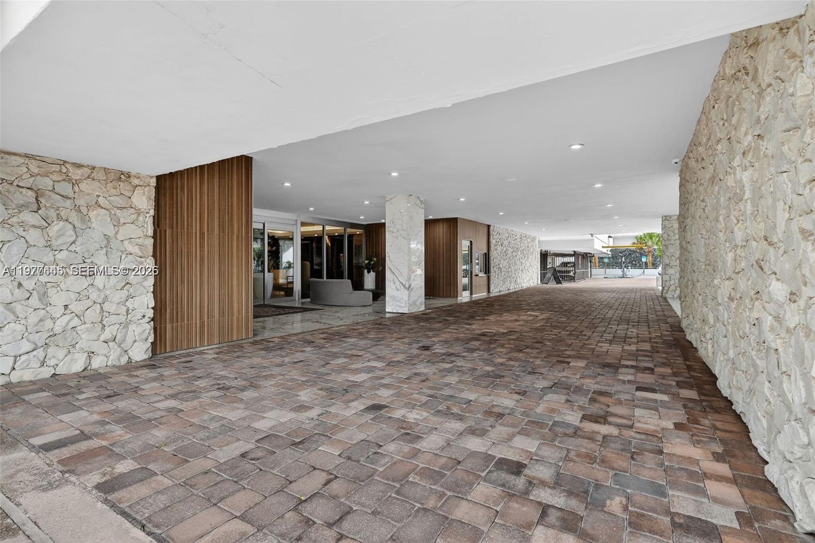 11 Island Ave #PH8 Miami Beach, FL 33139