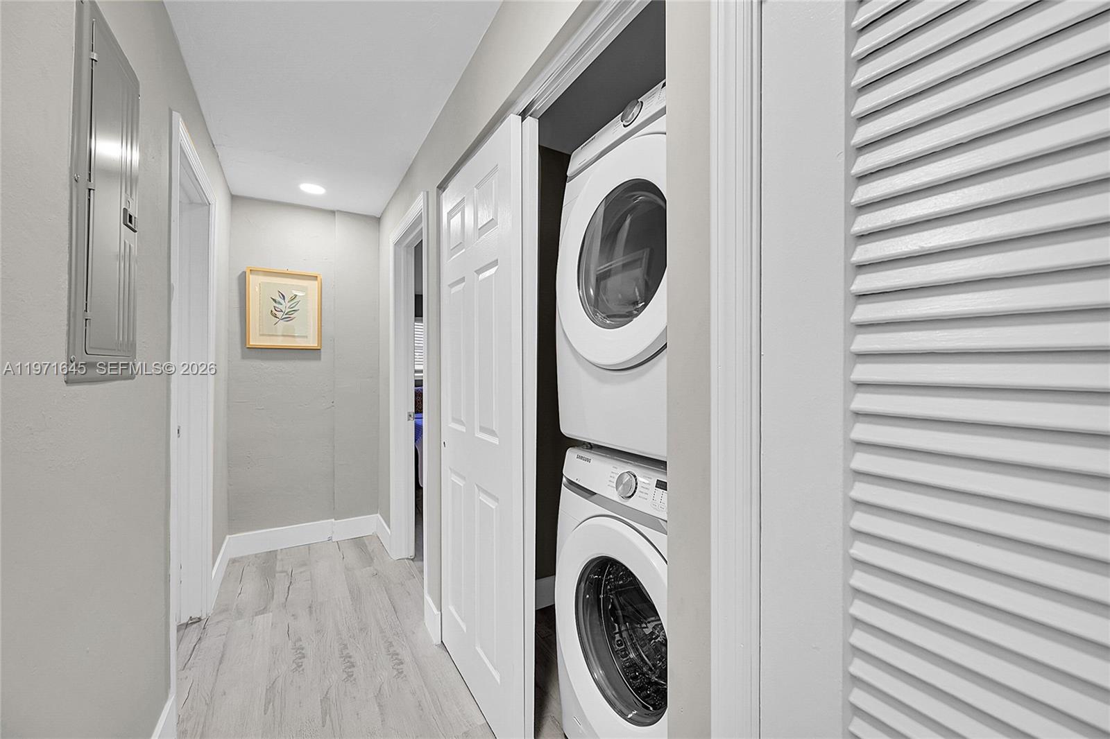 1950 NE 55th Ct Fort Lauderdale, FL 33308