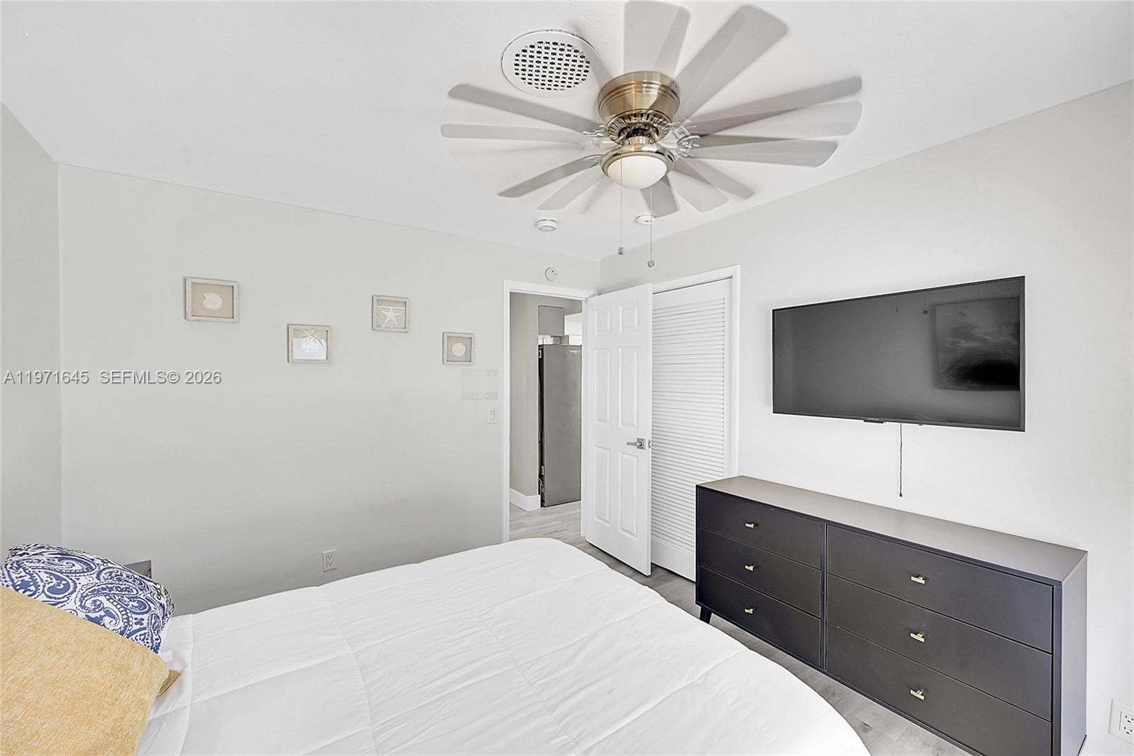 1950 NE 55th Ct Fort Lauderdale, FL 33308