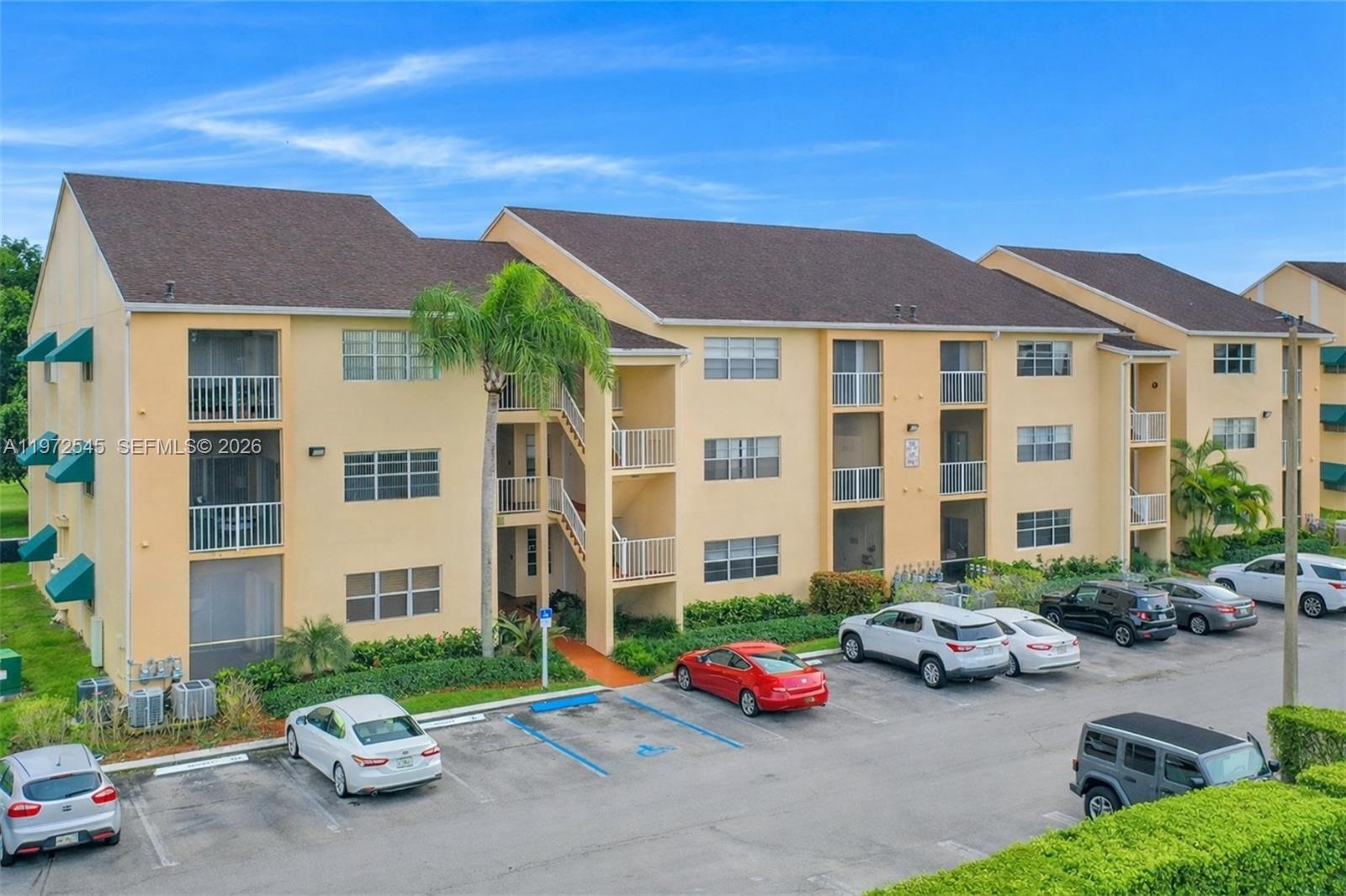 15285 SW 107th Ln #201 Miami, FL 33196