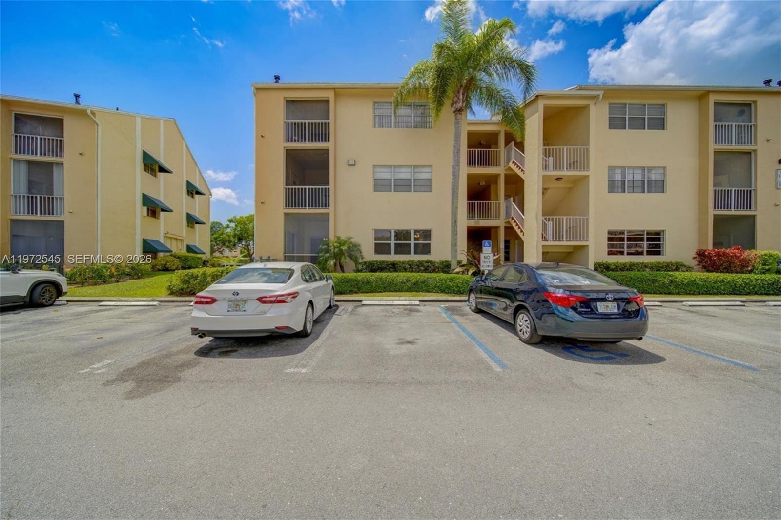 15285 SW 107th Ln #201 Miami, FL 33196