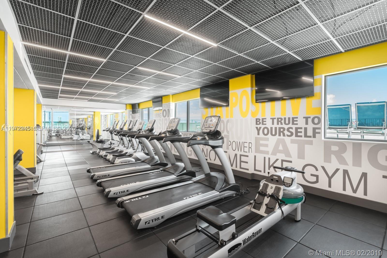 7501 E Treasure Dr #2M North Bay Village, FL 33141