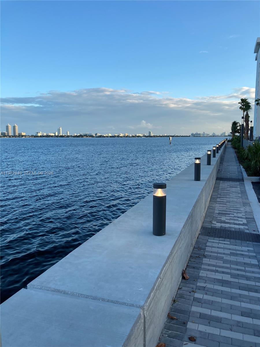 7501 E Treasure Dr #2M North Bay Village, FL 33141