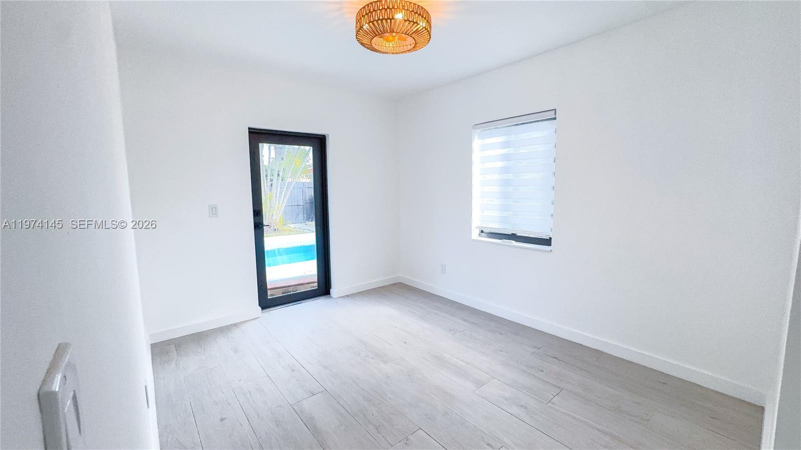 1645 NE 180th St North Miami Beach, FL 33162