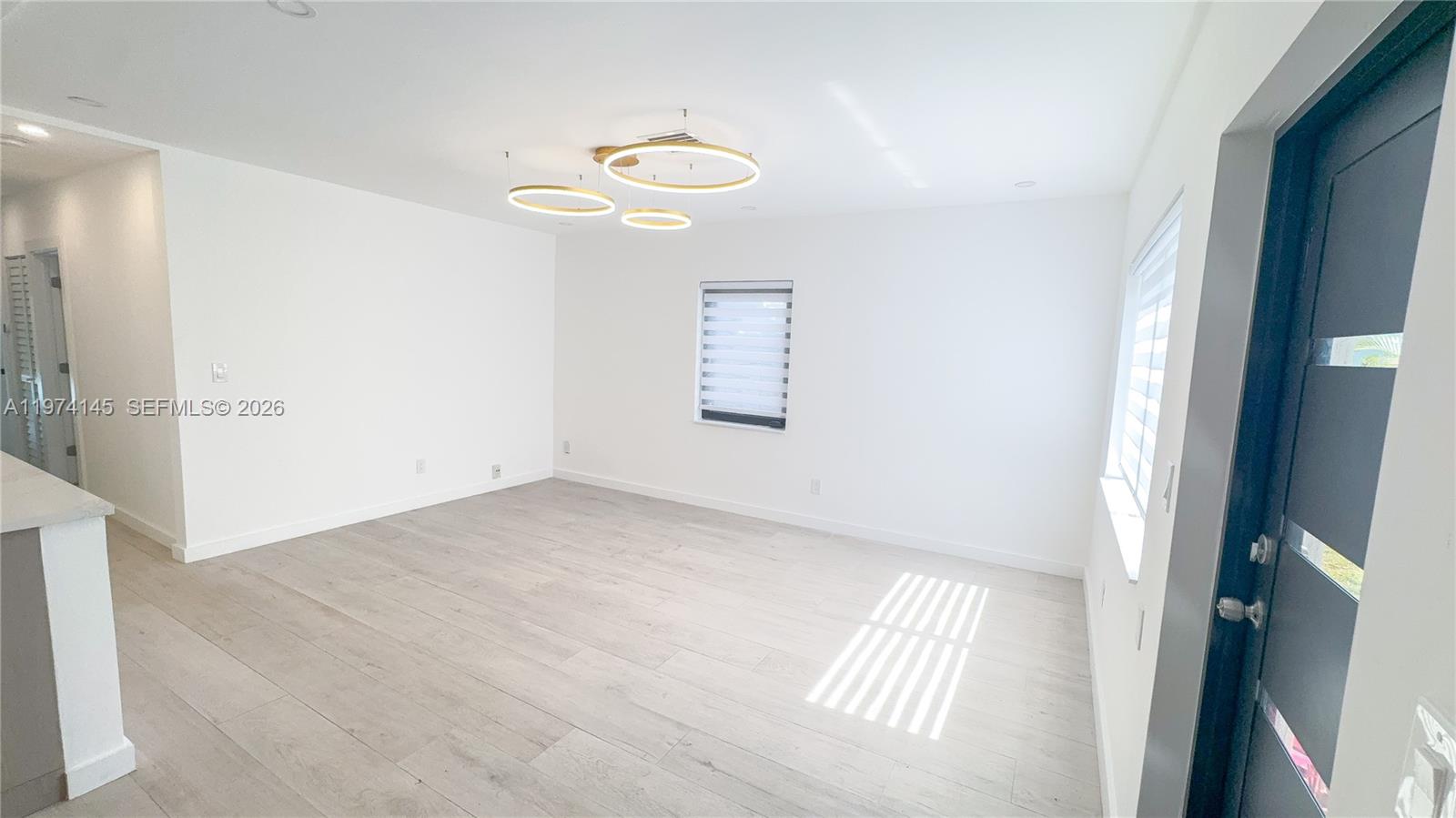 1645 NE 180th St North Miami Beach, FL 33162