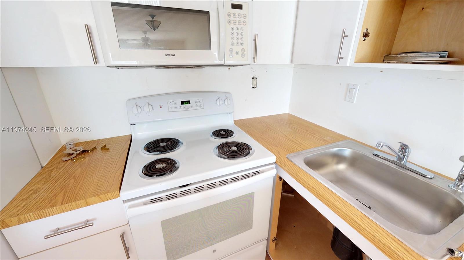 3665 NE 167th St #501 North Miami Beach, FL 33160