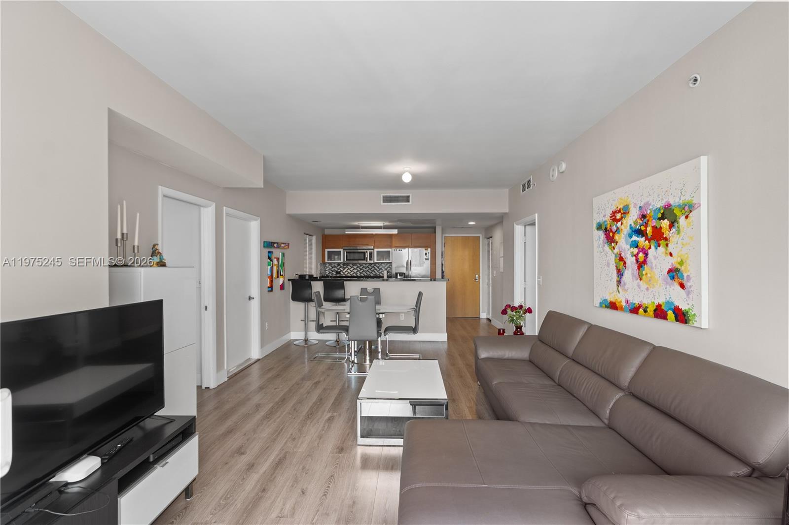 244 Biscayne Blvd #2410 Miami, FL 33132