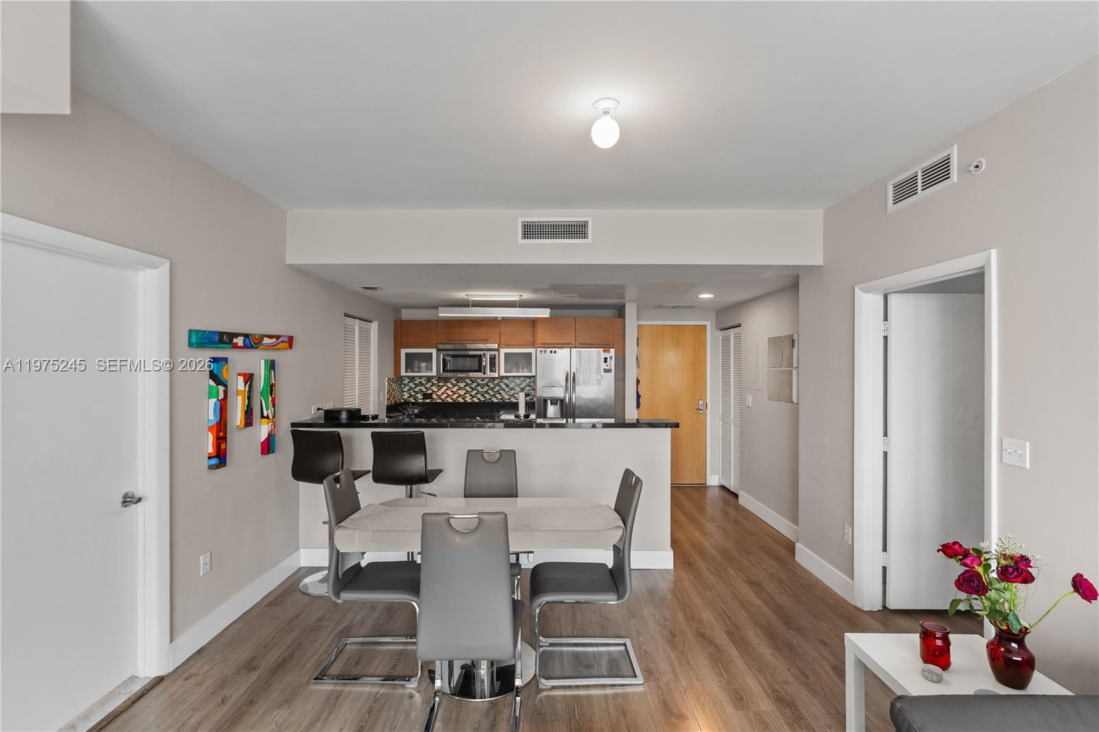 244 Biscayne Blvd #2410 Miami, FL 33132