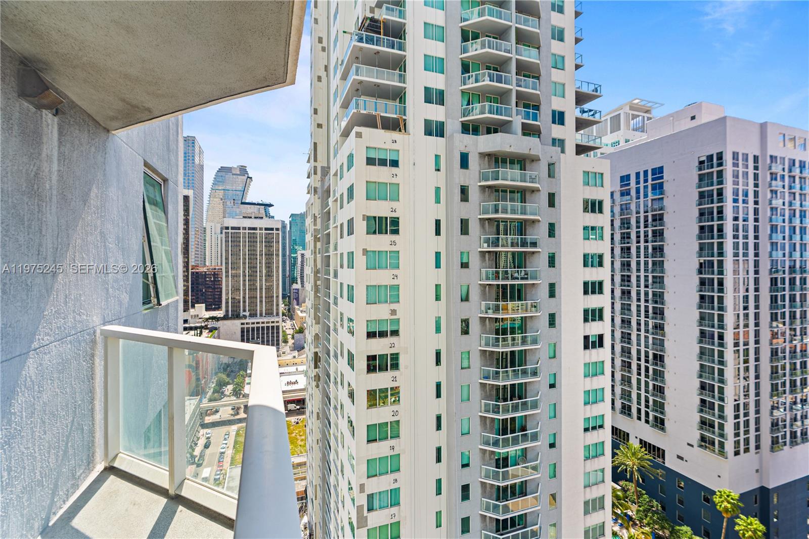 244 Biscayne Blvd #2410 Miami, FL 33132