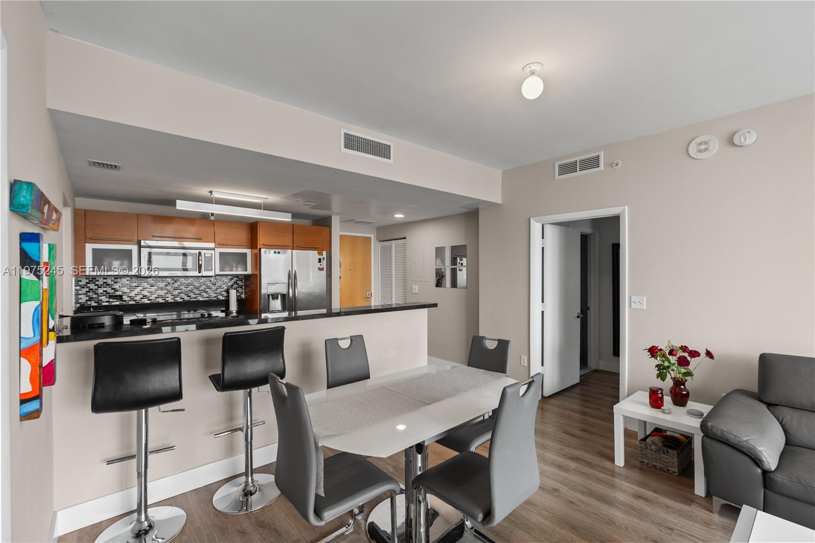 244 Biscayne Blvd #2410 Miami, FL 33132