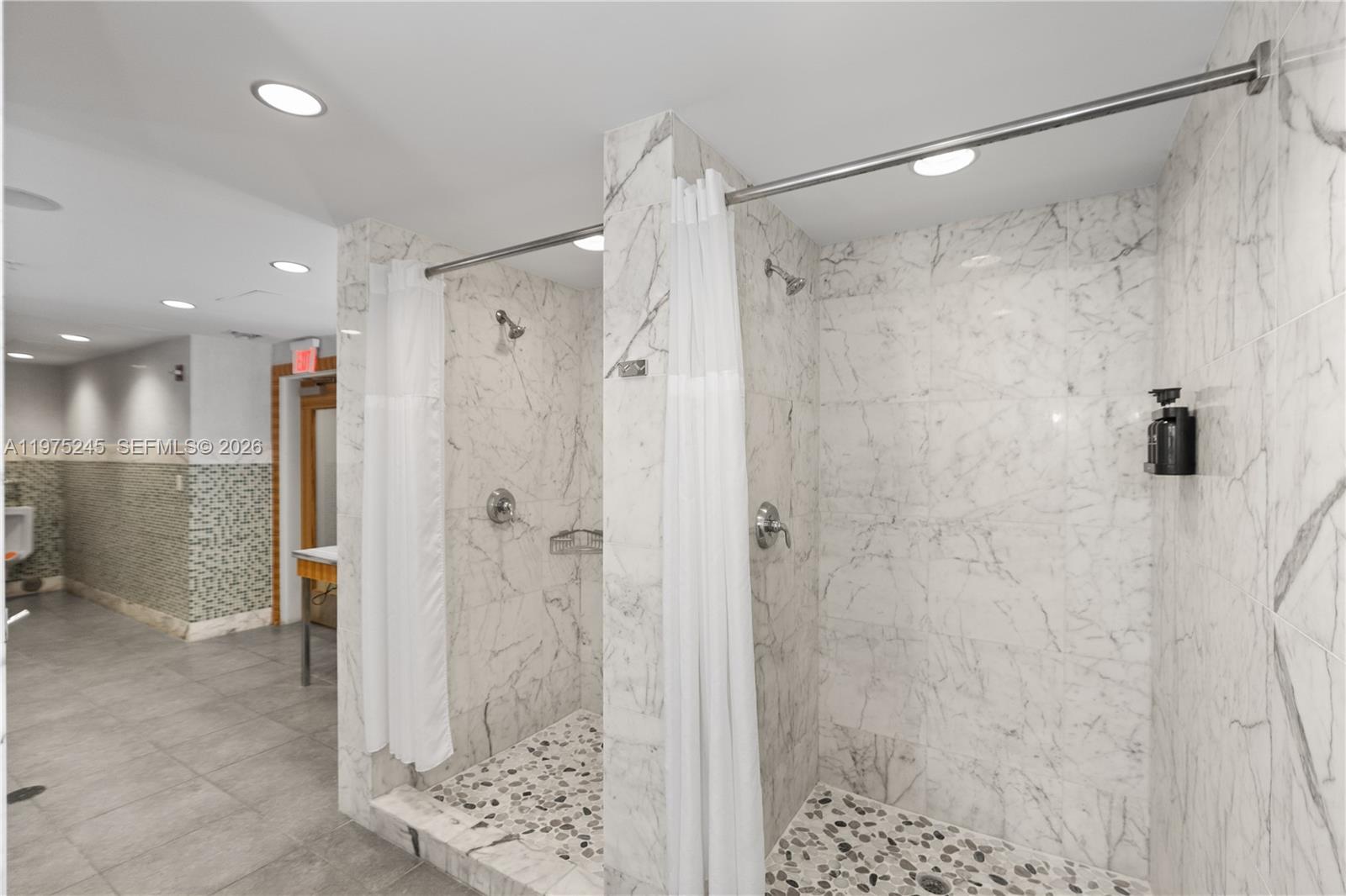 244 Biscayne Blvd #2410 Miami, FL 33132