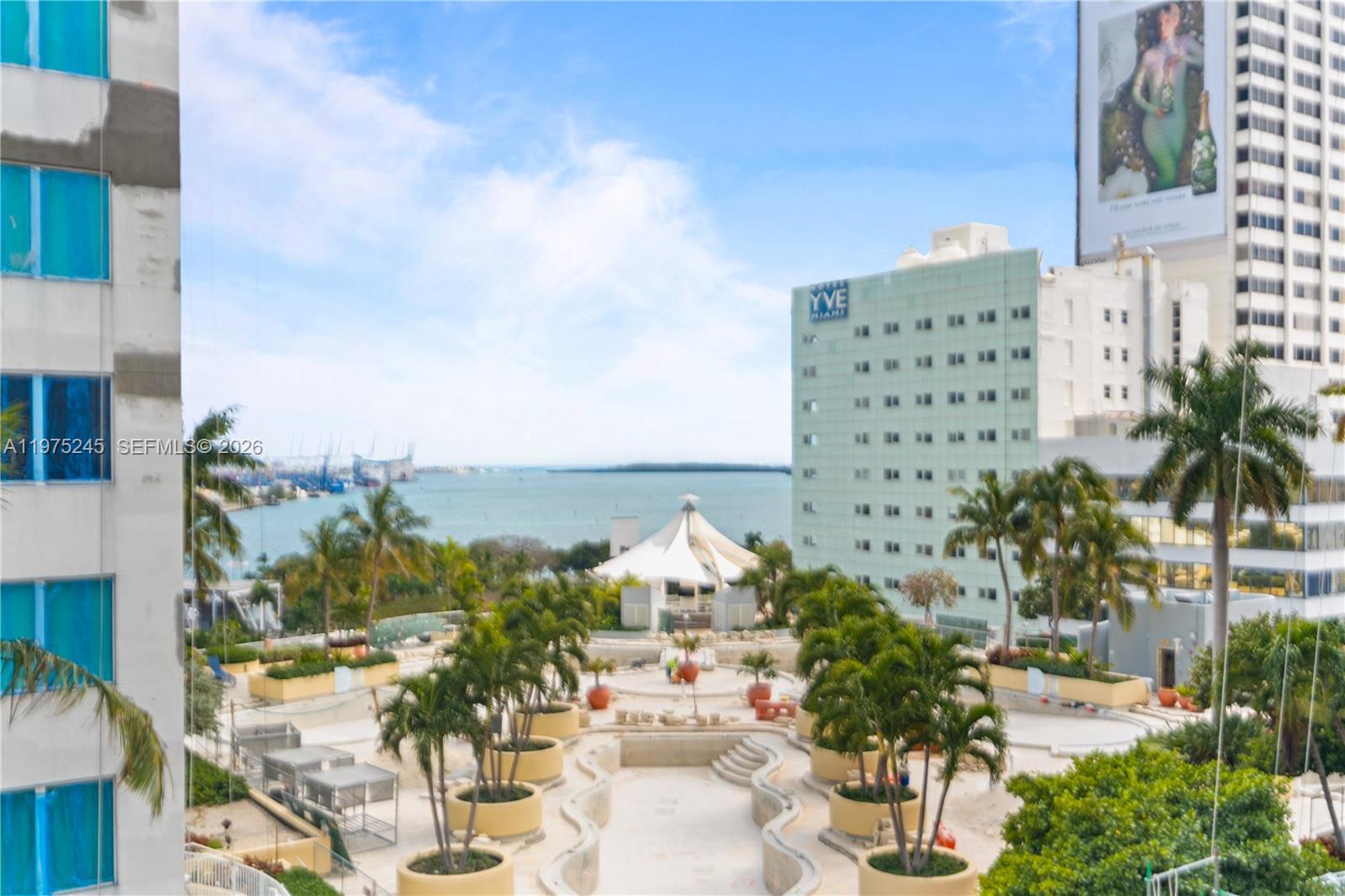 244 Biscayne Blvd #2410 Miami, FL 33132