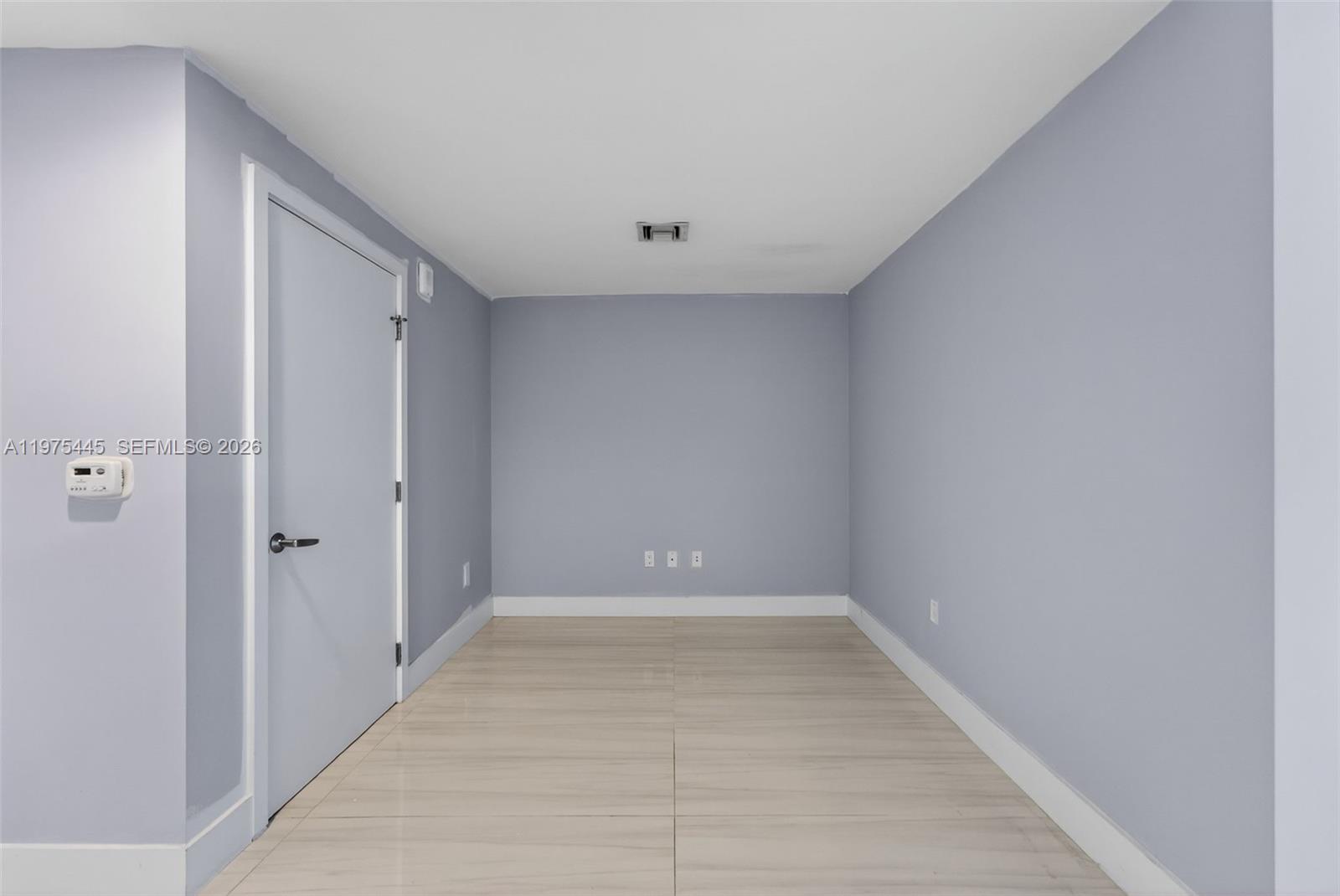 16385 Biscayne Blvd #2920 North Miami Beach, FL 33160