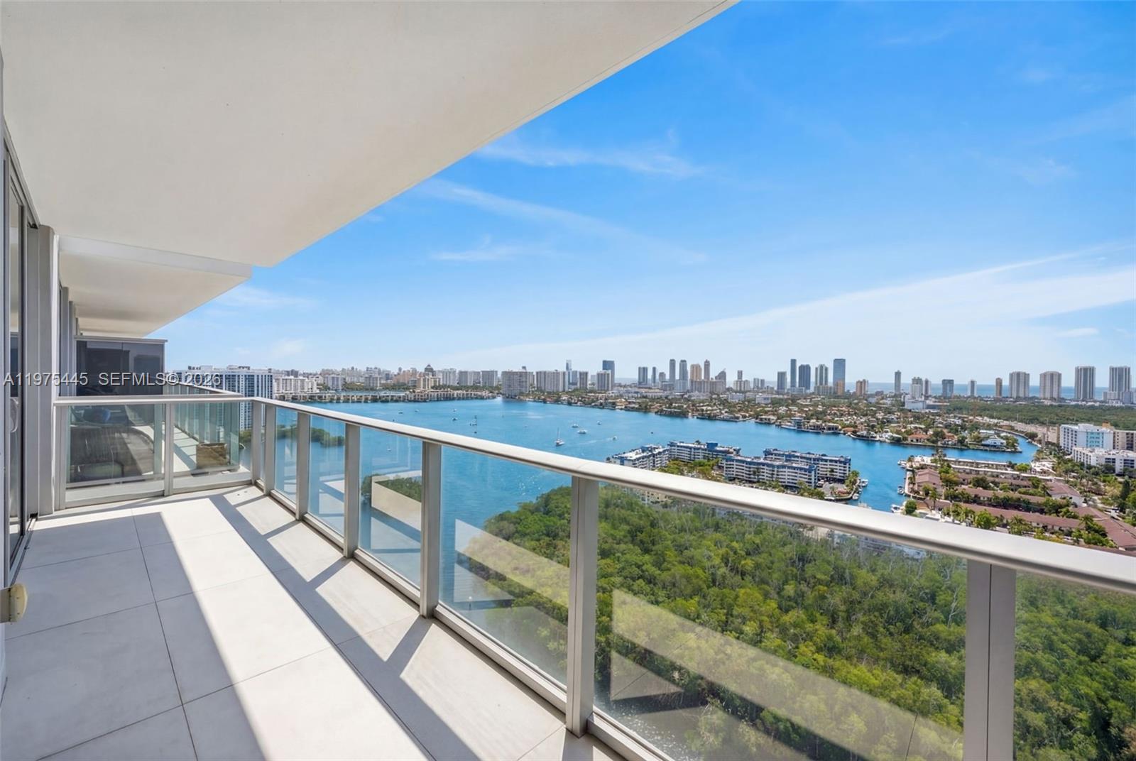 16385 Biscayne Blvd #2920 North Miami Beach, FL 33160