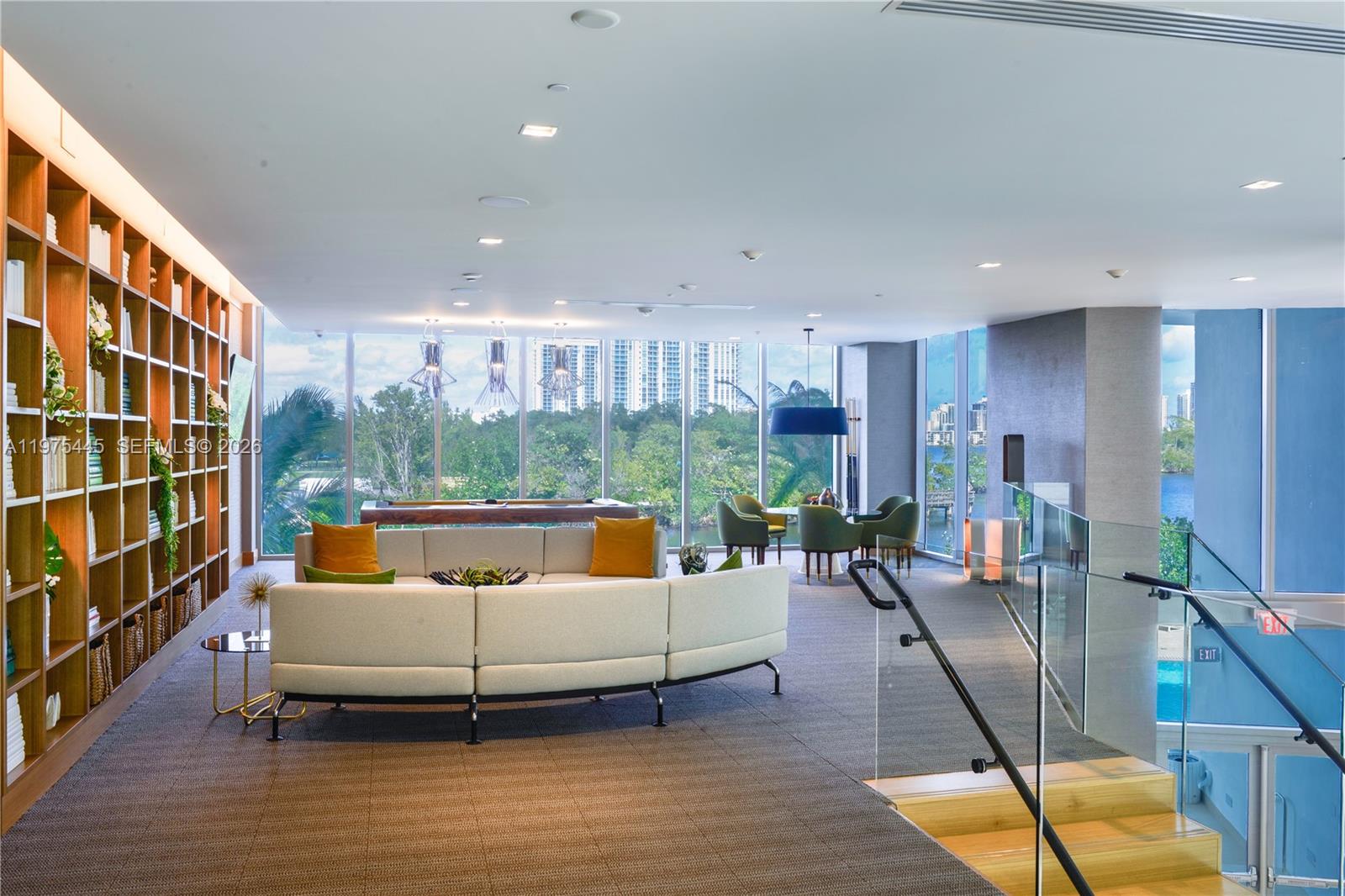 16385 Biscayne Blvd #2920 North Miami Beach, FL 33160