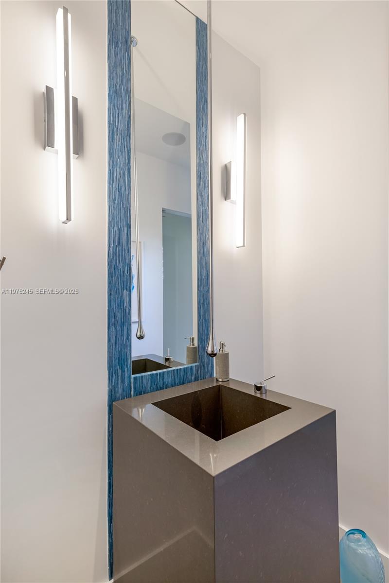 2101 NE 20th Ave Wilton Manors, FL 33305