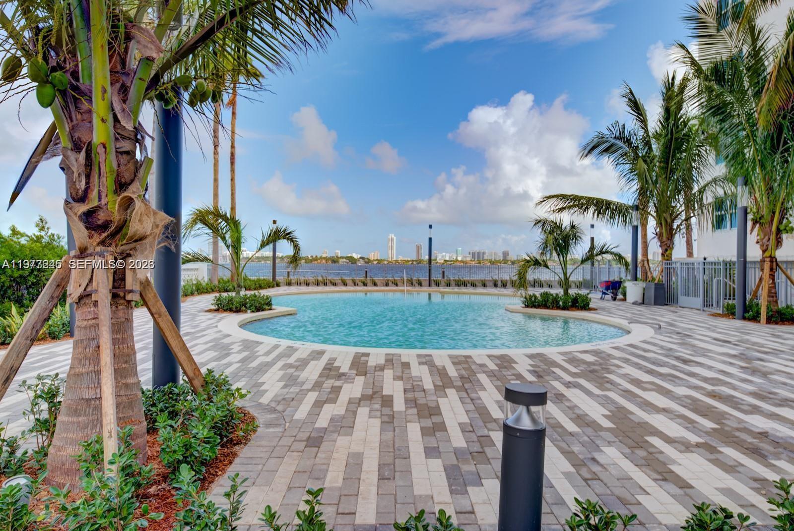 7501 E Treasure Dr #4K North Bay Village, FL 33141