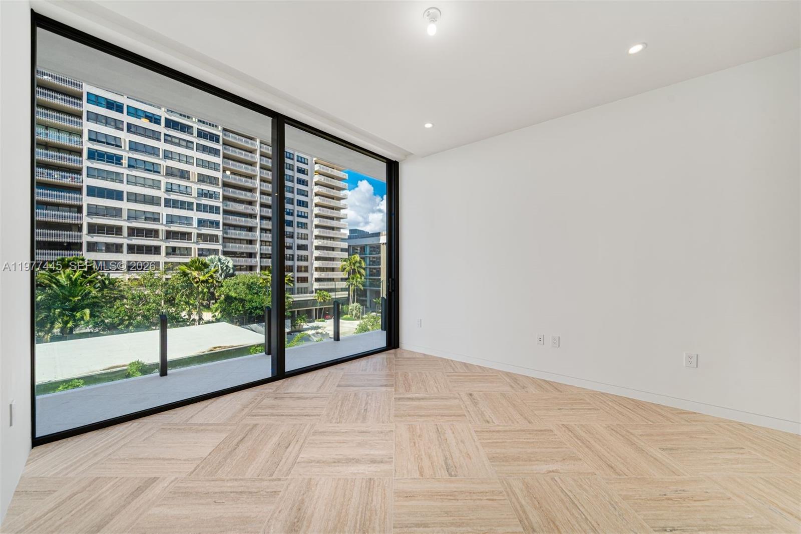 5 Grove Isle Dr #M403 Coconut Grove, FL 33133