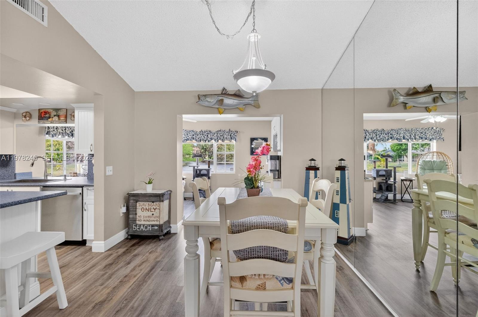 9291 NW 11th Ct Pembroke Pines, FL 33024