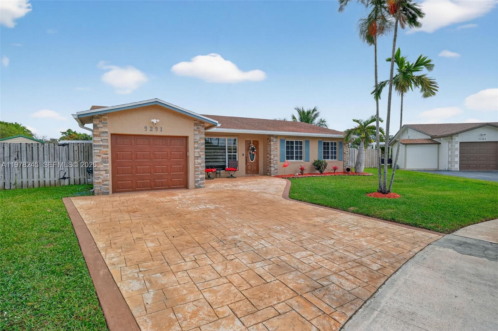 9291 NW 11th Ct Pembroke Pines, FL 33024