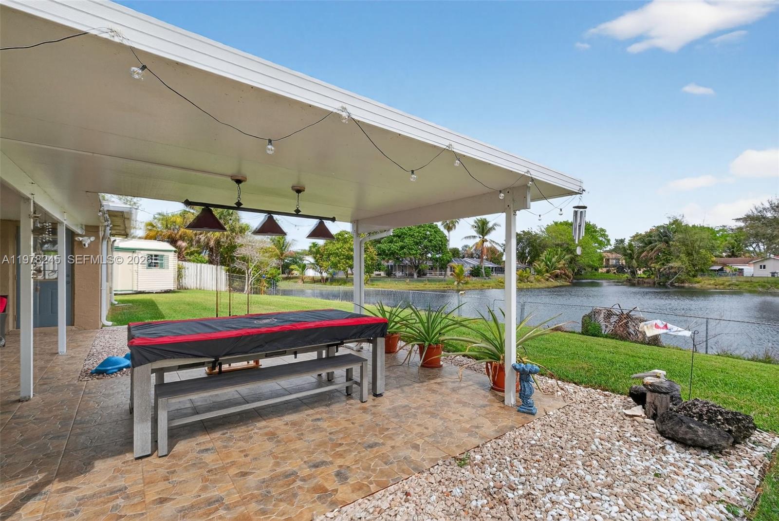 9291 NW 11th Ct Pembroke Pines, FL 33024