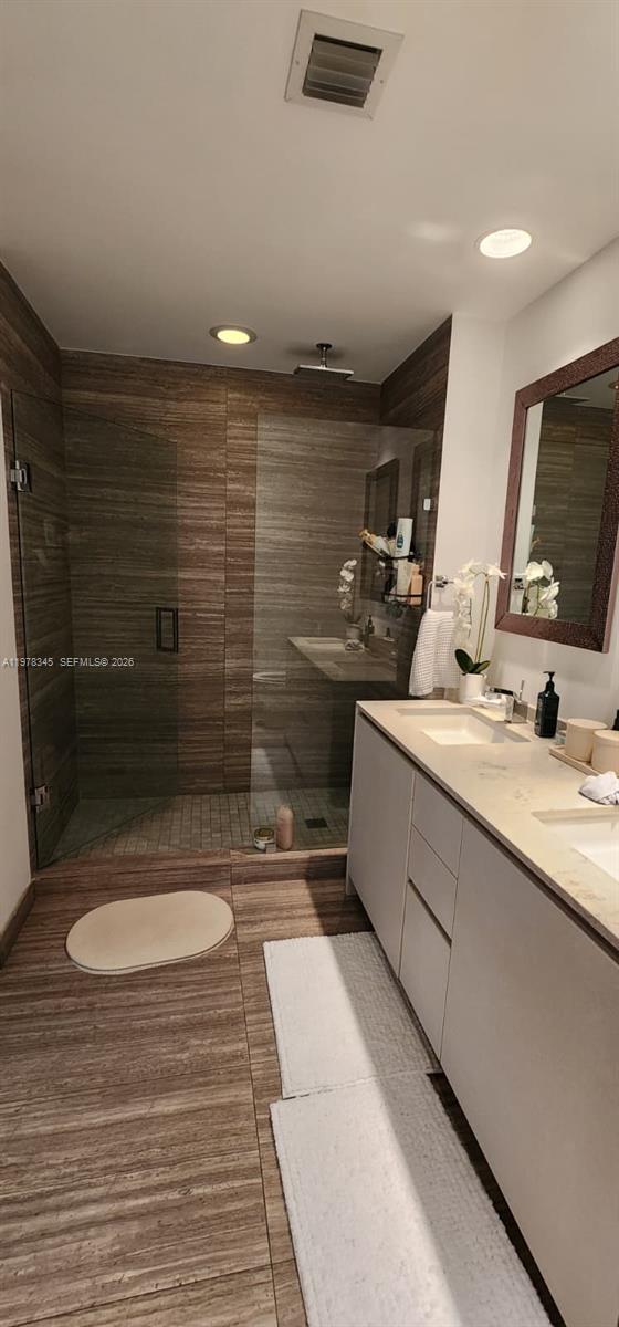 1010 Brickell Ave #4208 Miami, FL 33131