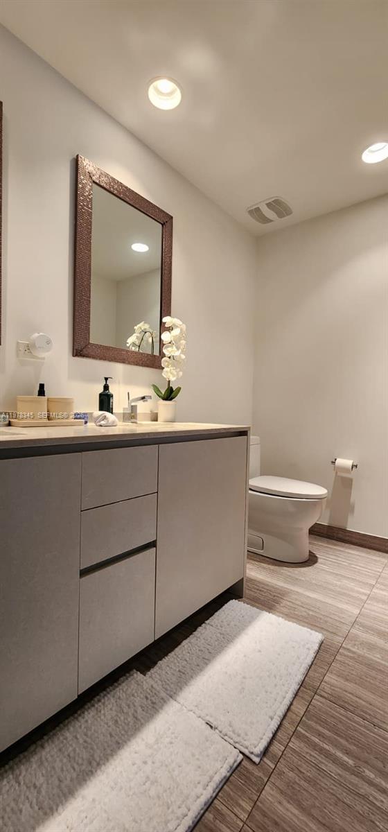 1010 Brickell Ave #4208 Miami, FL 33131