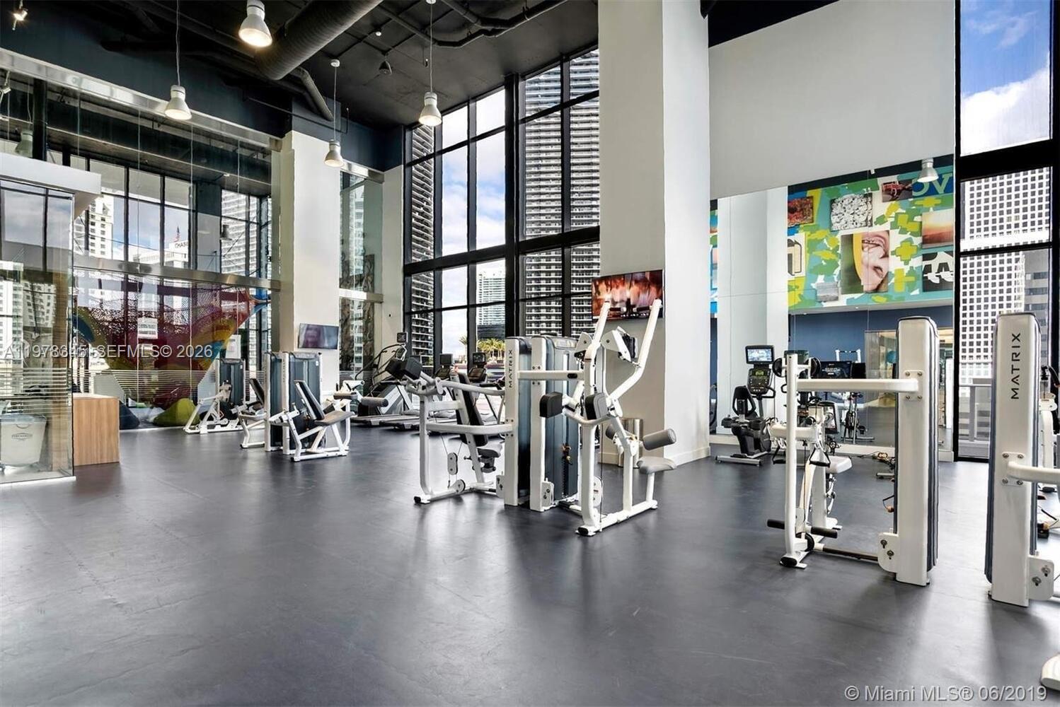 1010 Brickell Ave #4208 Miami, FL 33131