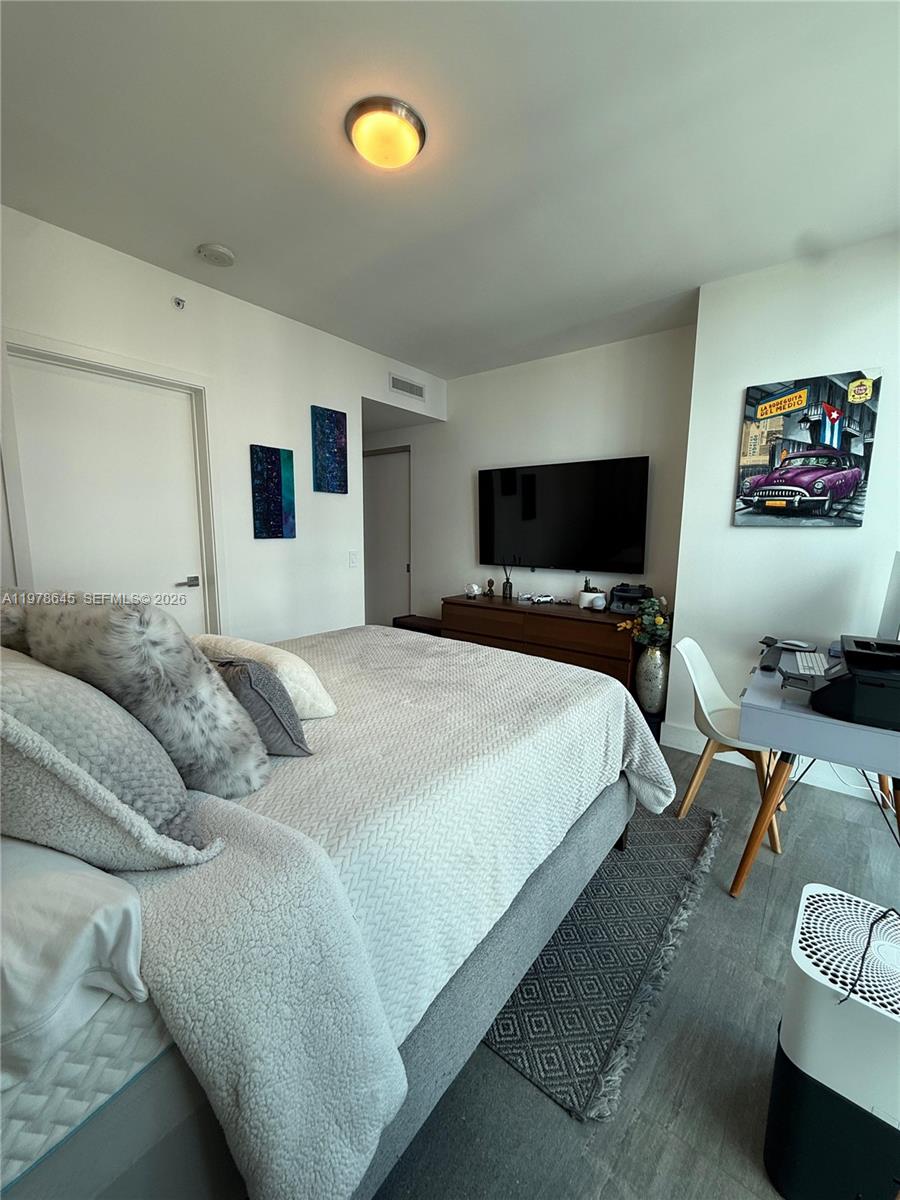 image The Bond on Brickell13