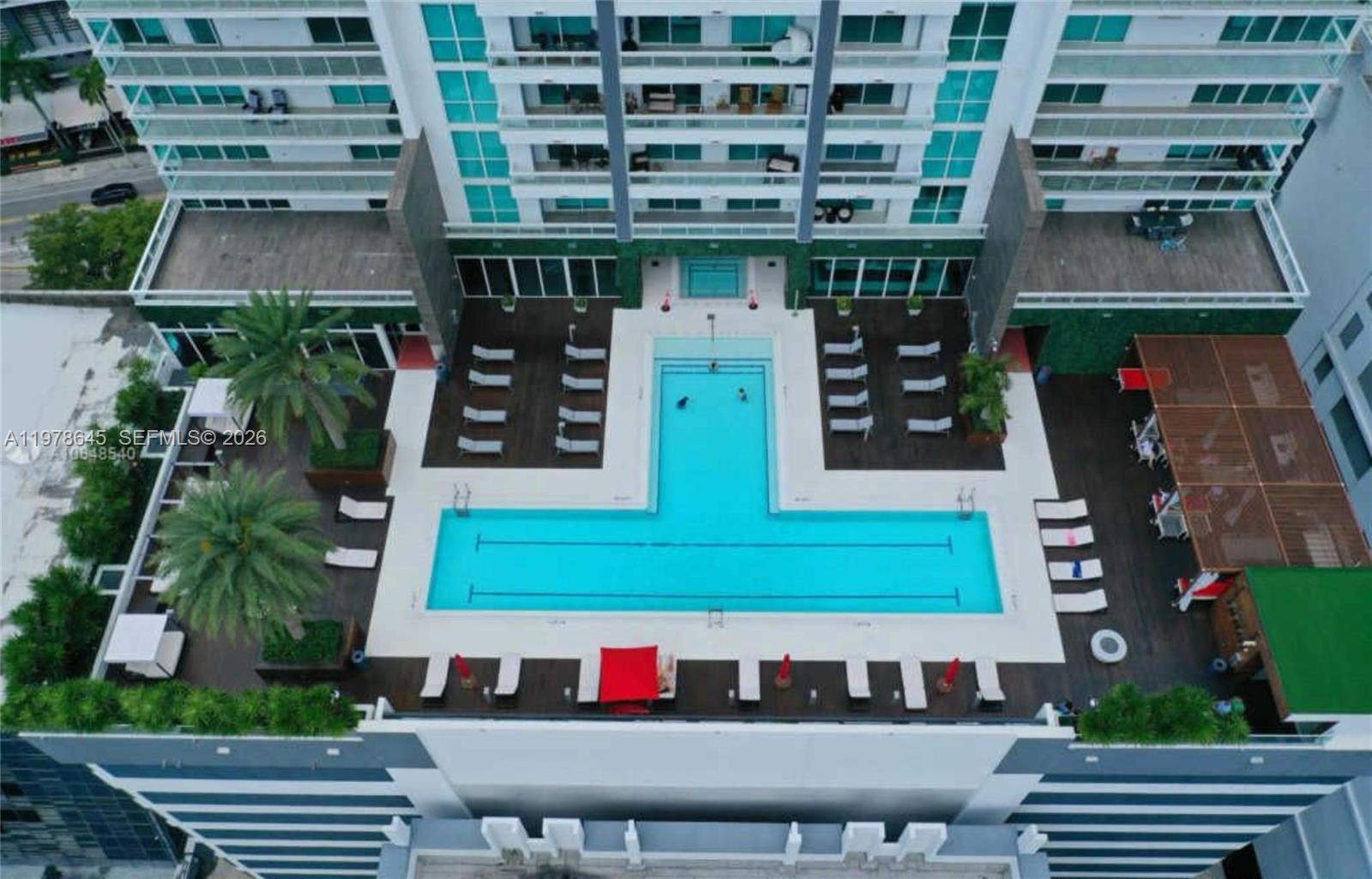 image The Bond on Brickell19