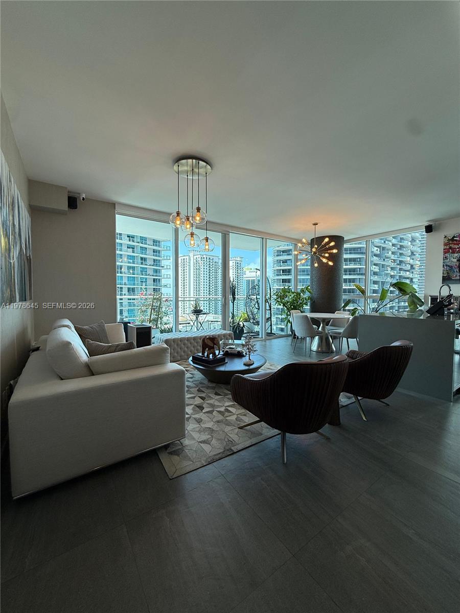 image The Bond on Brickell7