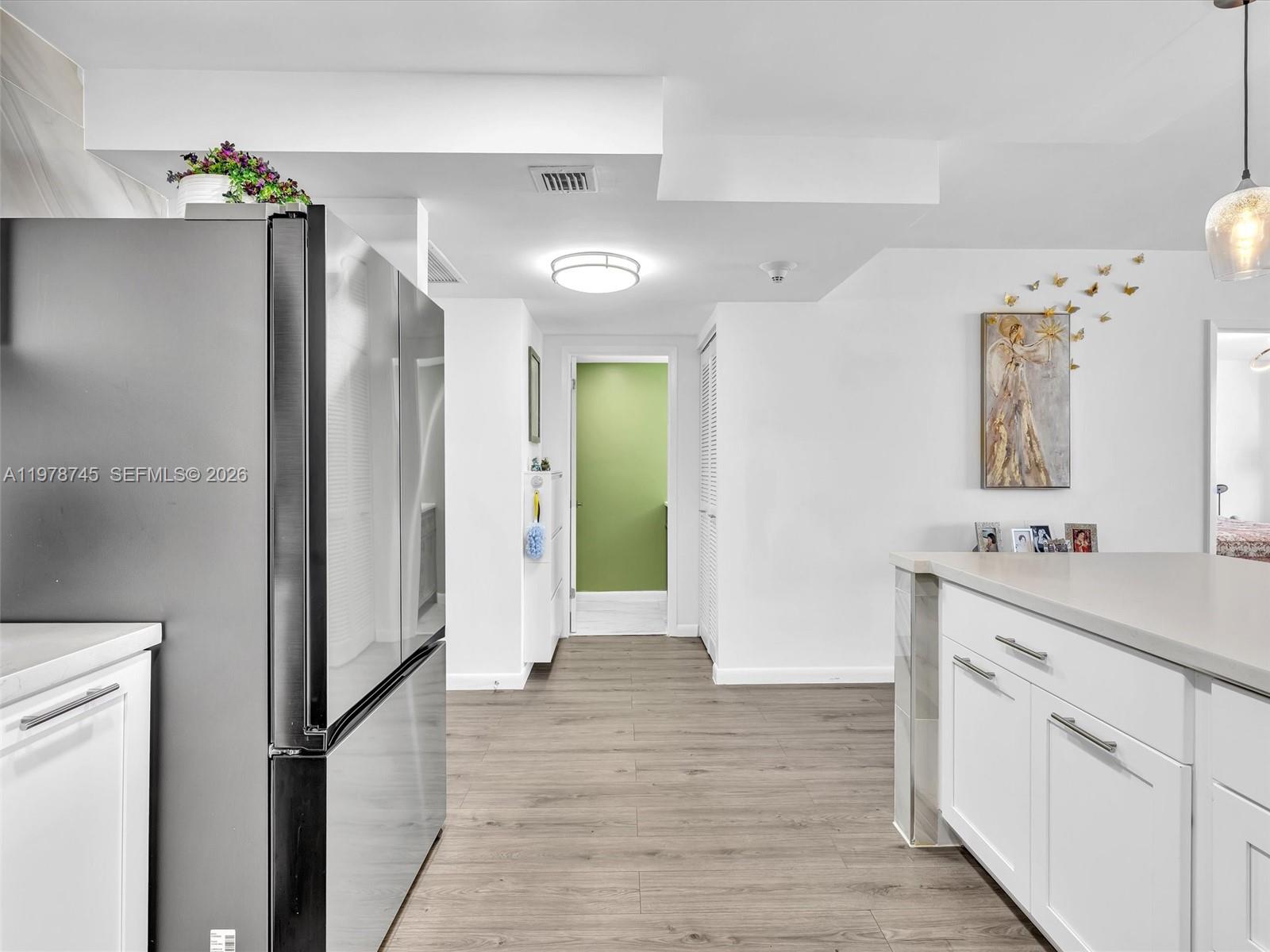 2500 Parkview Dr #1108 Hallandale Beach, FL 33009