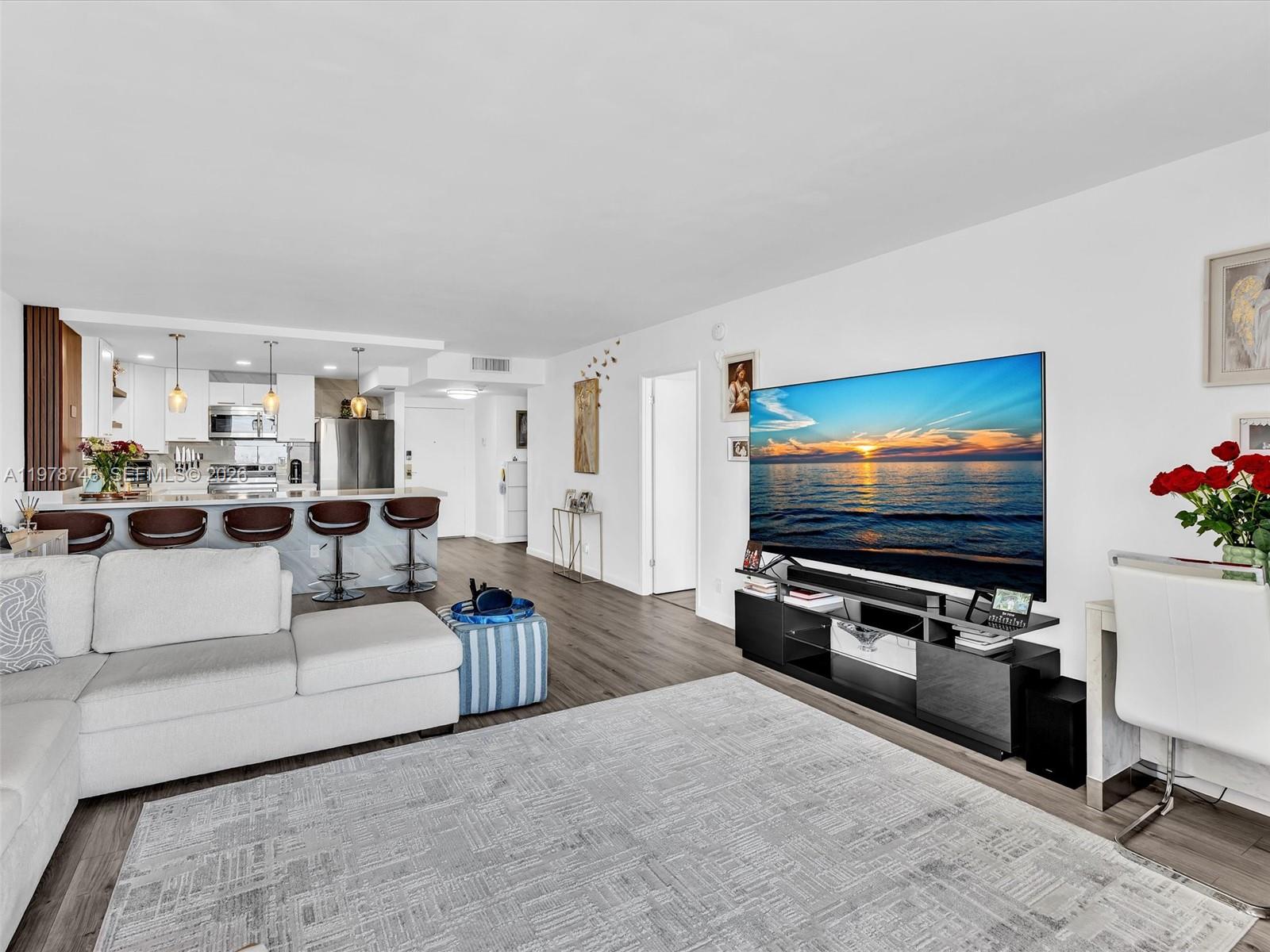 2500 Parkview Dr #1108 Hallandale Beach, FL 33009