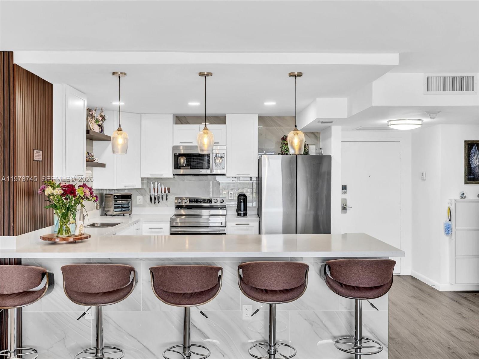 2500 Parkview Dr #1108 Hallandale Beach, FL 33009