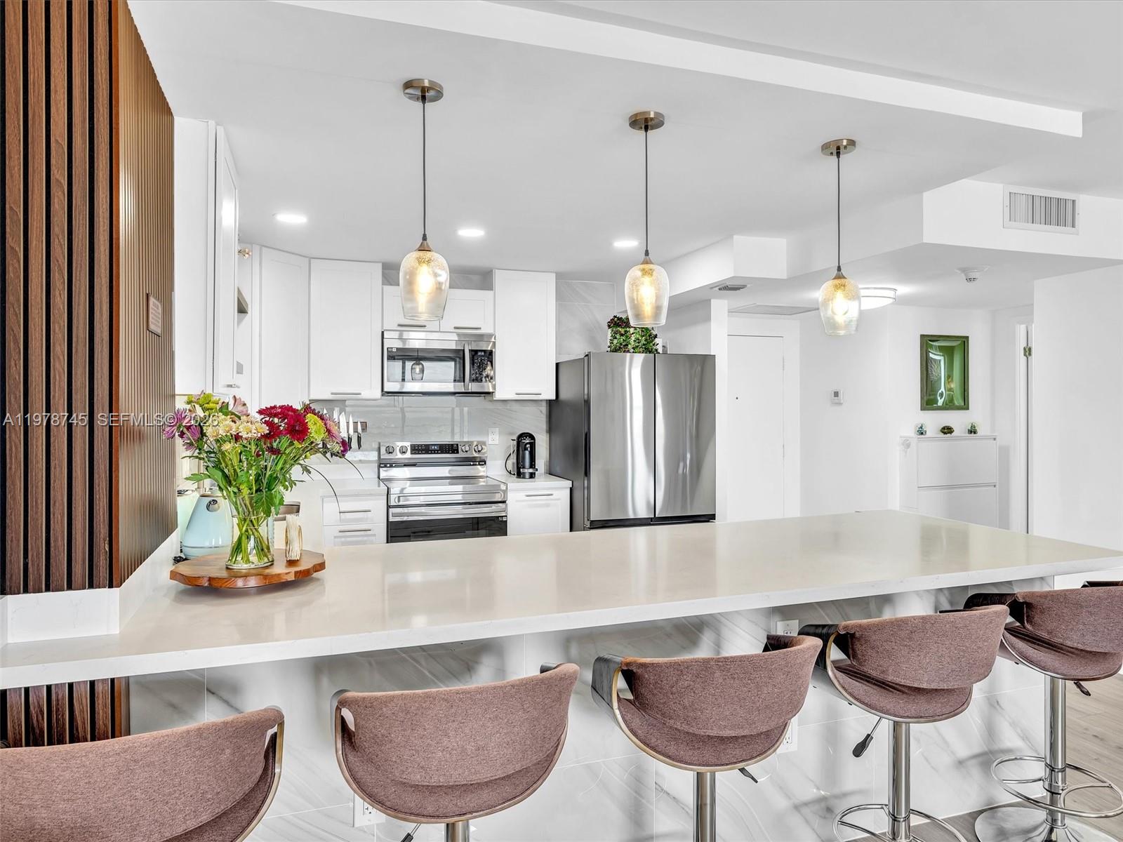 2500 Parkview Dr #1108 Hallandale Beach, FL 33009