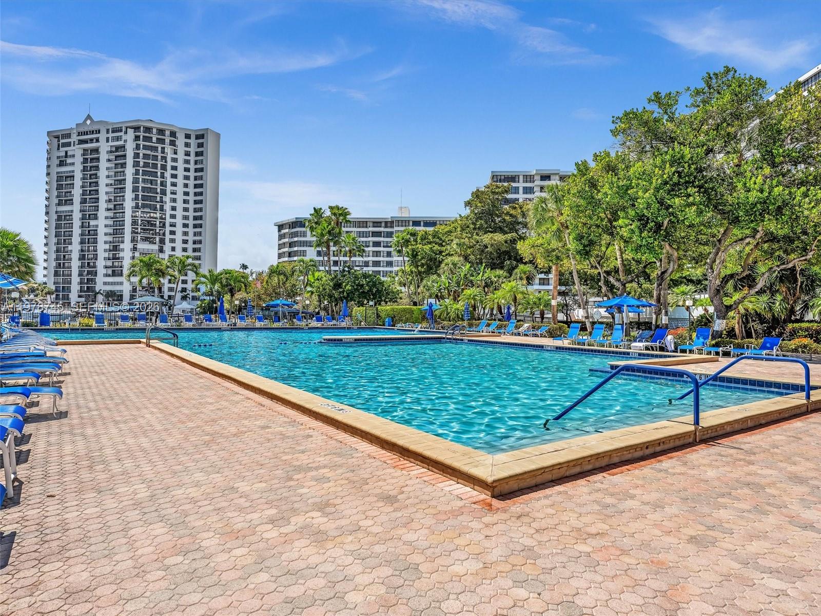 2500 Parkview Dr #1108 Hallandale Beach, FL 33009