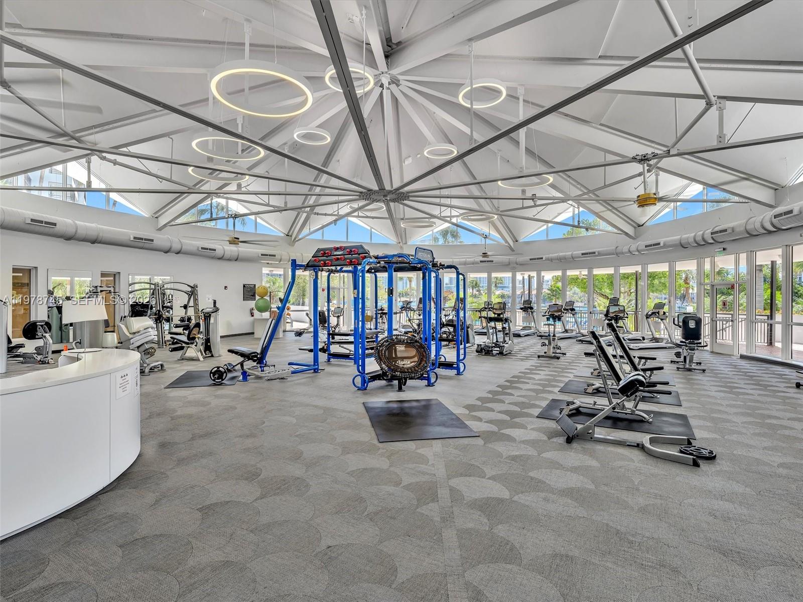 2500 Parkview Dr #1108 Hallandale Beach, FL 33009