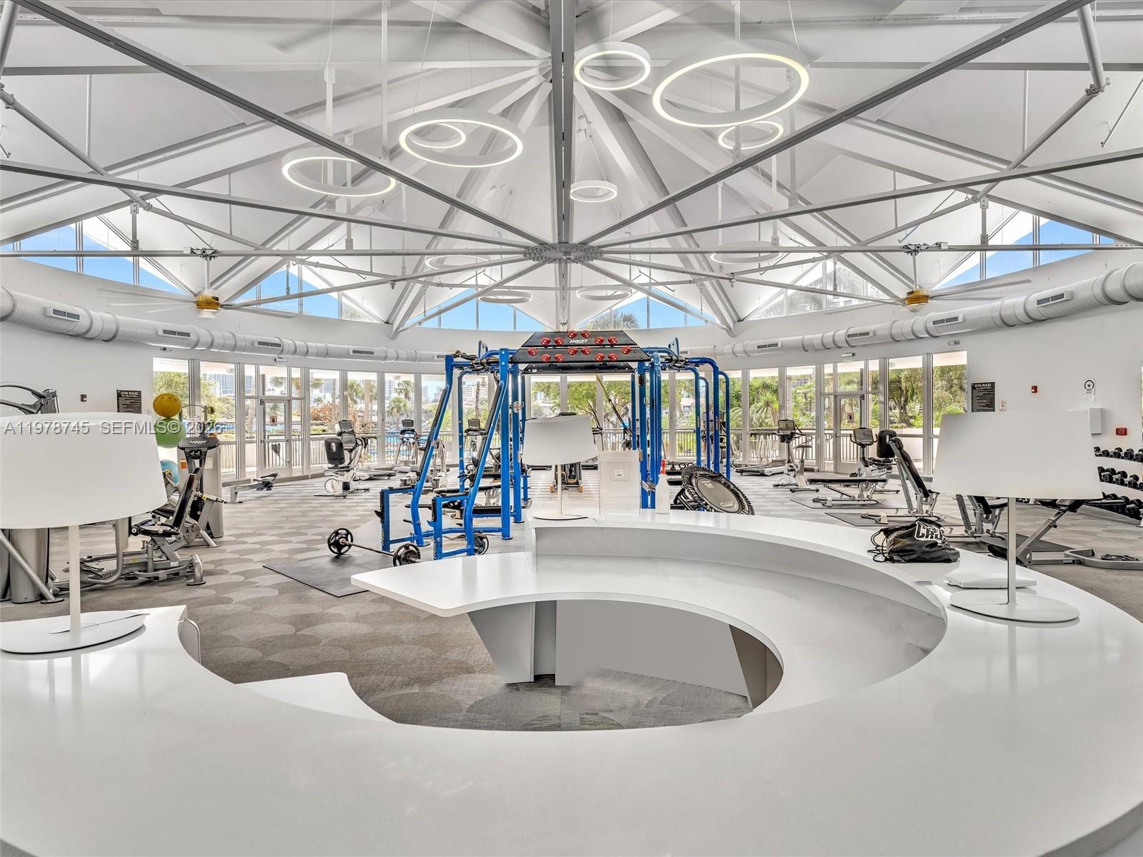 2500 Parkview Dr #1108 Hallandale Beach, FL 33009