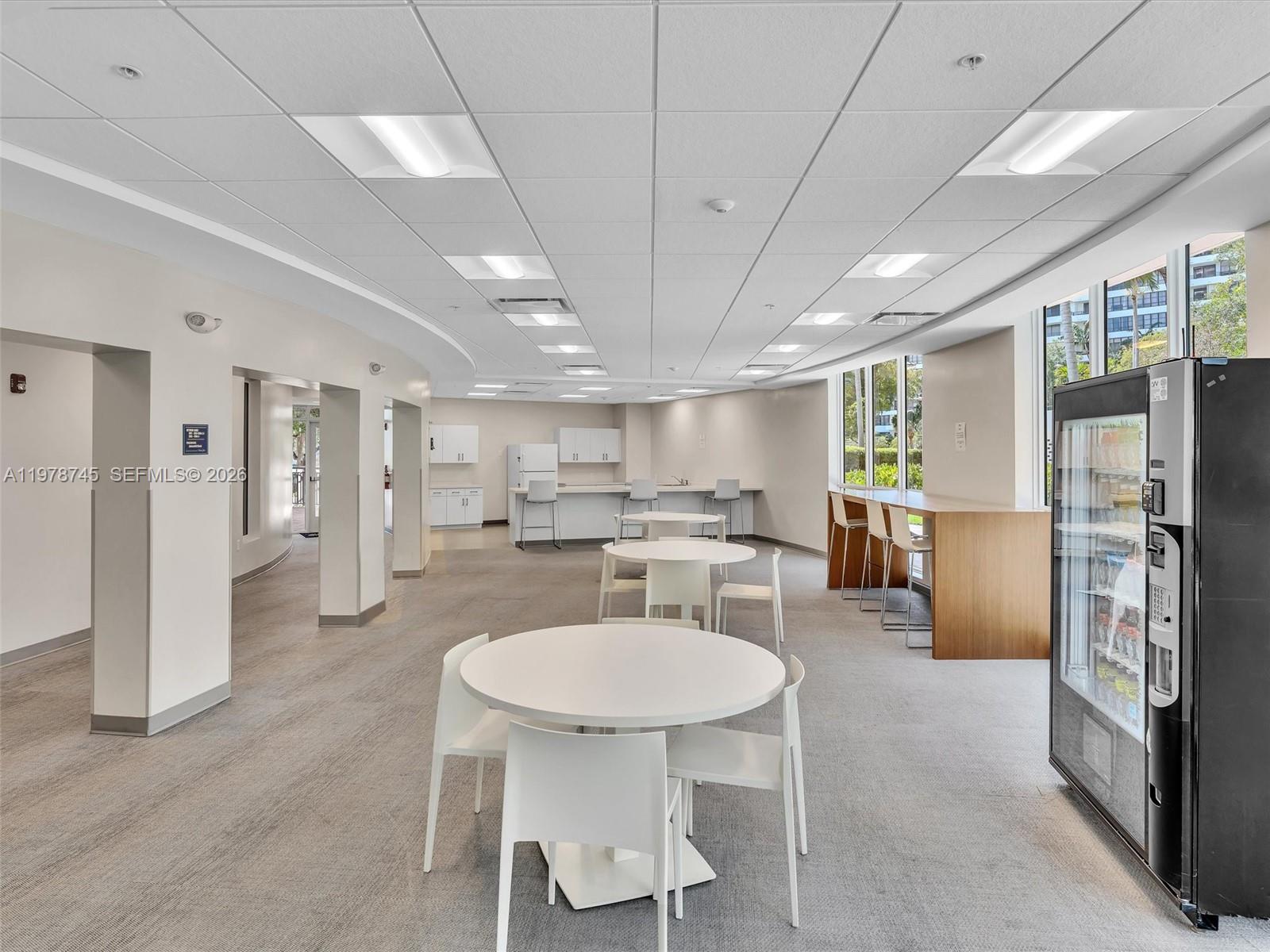 2500 Parkview Dr #1108 Hallandale Beach, FL 33009